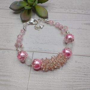 New Hand Crafted Beaded Chunky Cluster Bracelet